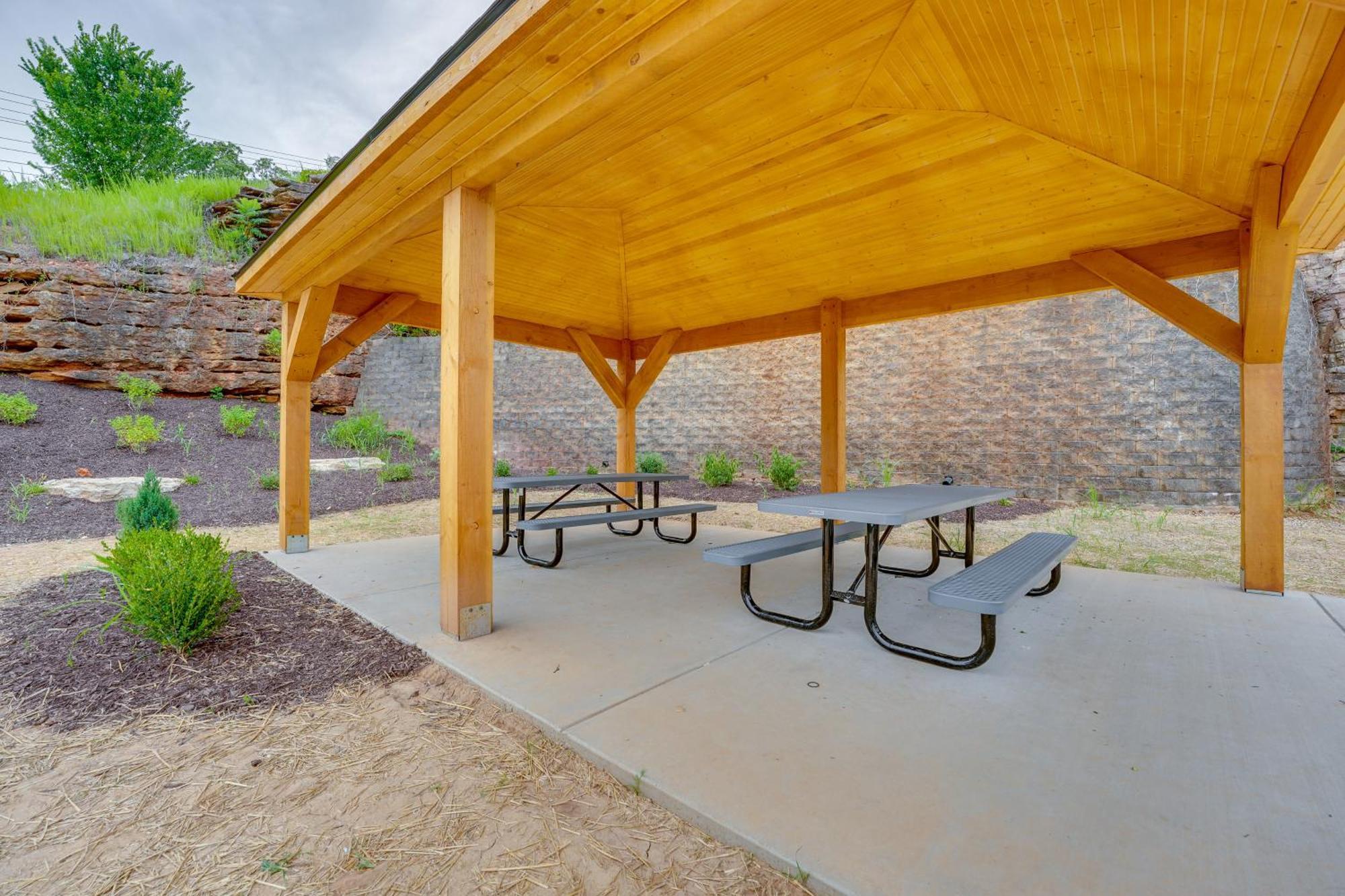 Branson Escape With Shared Pool, 5 Mi To Lake! Luaran gambar